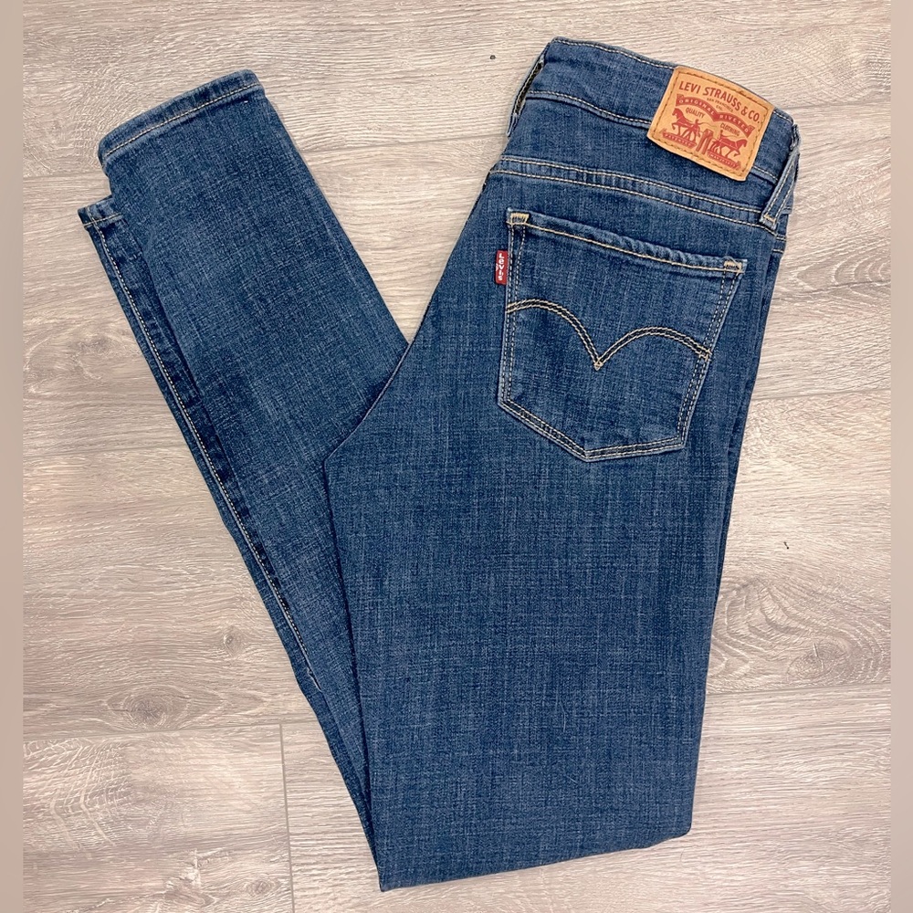 Levi’s Jeans - 26